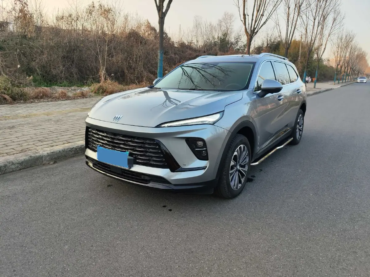 2025 Buick EnvisionPlus 2.0T 237HP L4 9AT