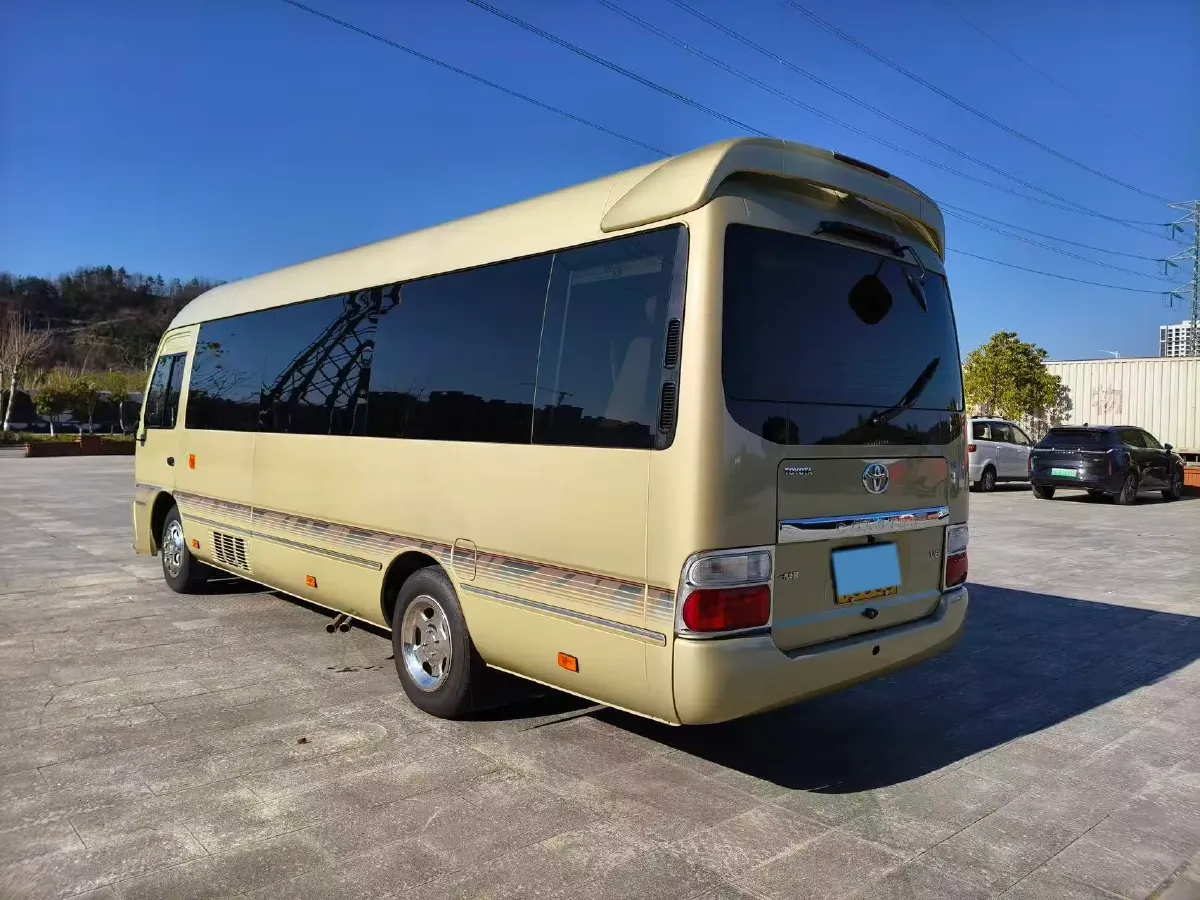 2020 Skoda Octavia 1.5L 113HP L4 5MT,autocango,china used car exporter,china ev exporter,chinese used car exporter,chinese used ev exporter