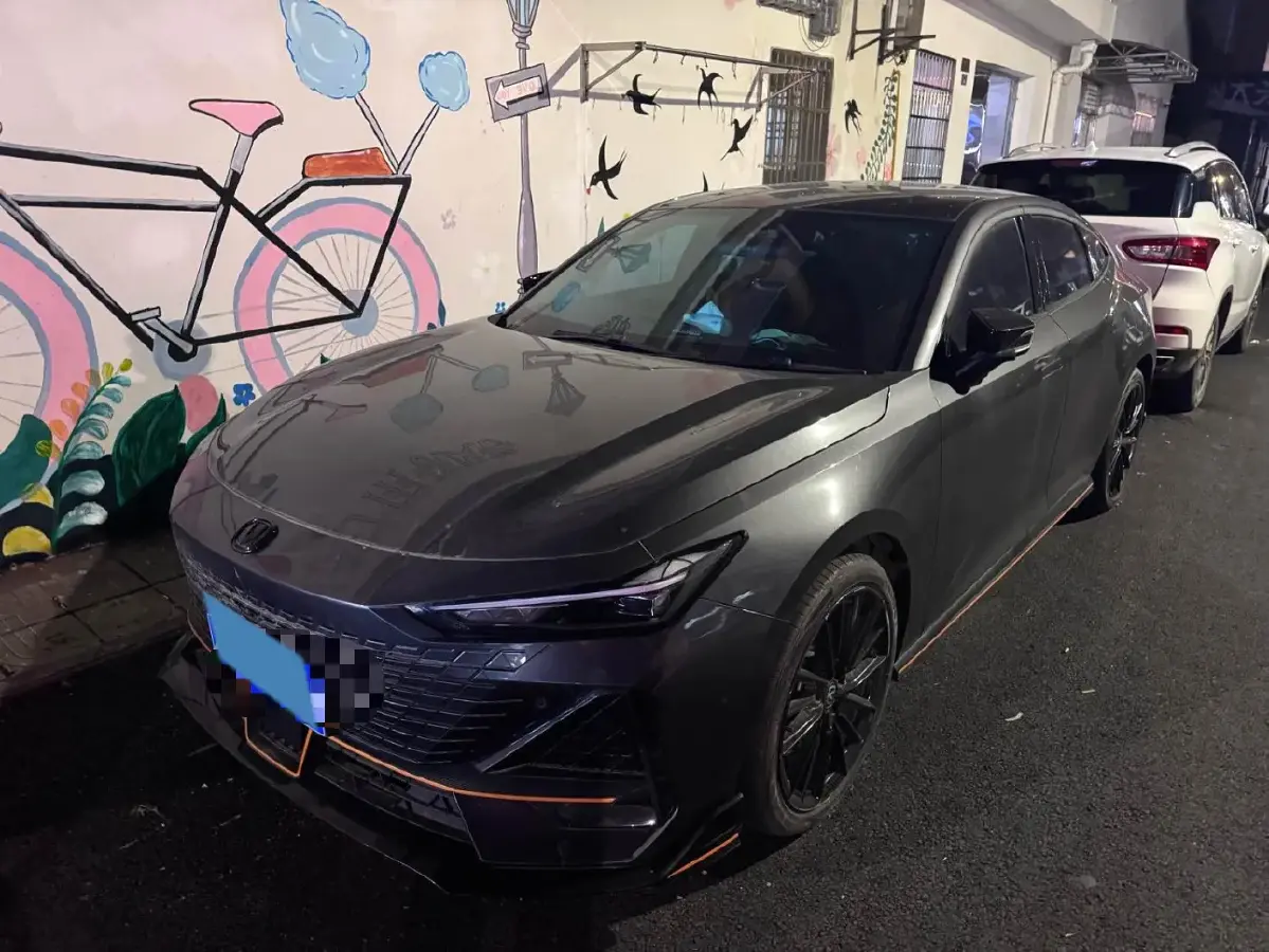 2023 ChangAn UNI-V 1.5T 188HP L4 7DCT