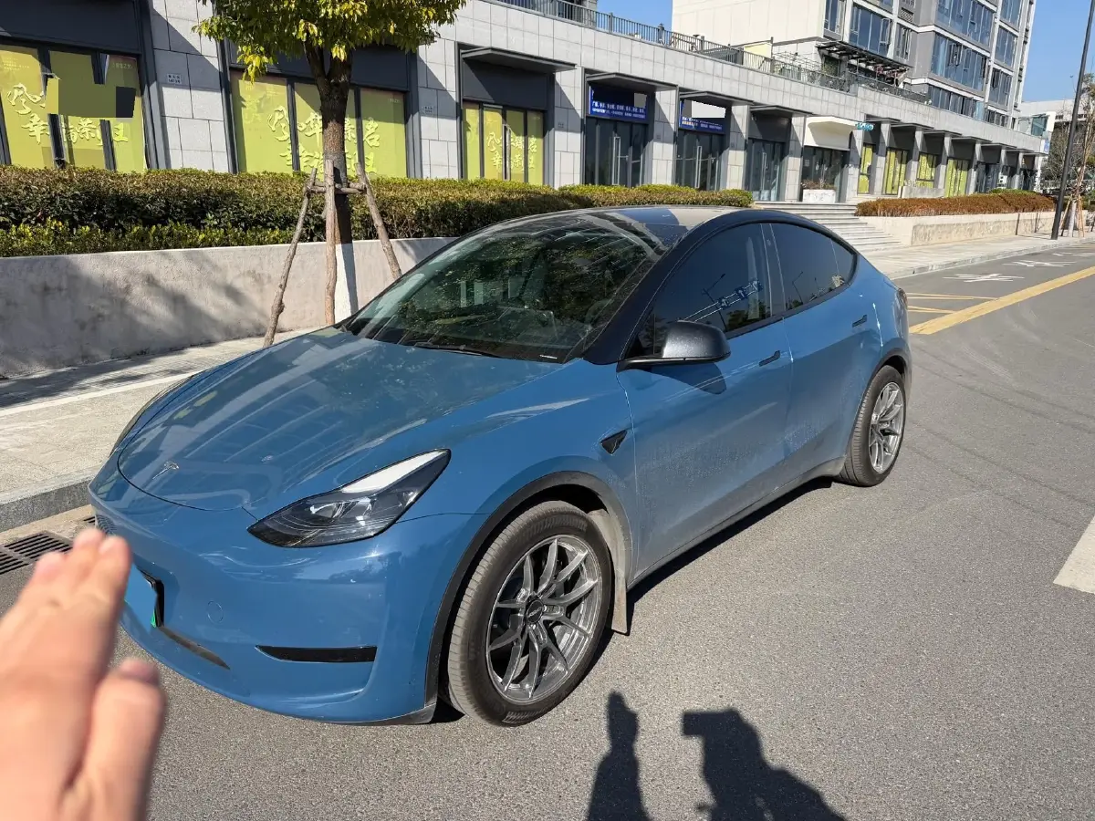 2022 BYD Tang 1.5T 139HP L4 E-CVT PHEV 45.8KWH