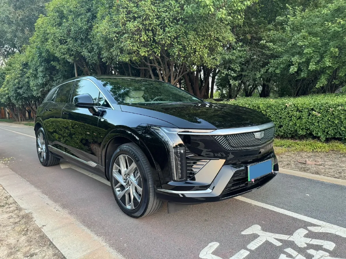 2024 Cadillac OPTIQ BEV 68.4KWH,autocango,china used car exporter,china ev exporter,chinese used car exporter,chinese used ev exporter