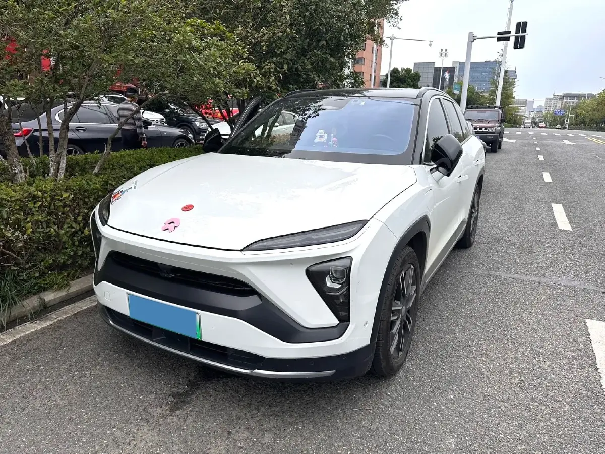 2020 Lexus NX 2.5L 155HP L4 E-CVT Hybrid