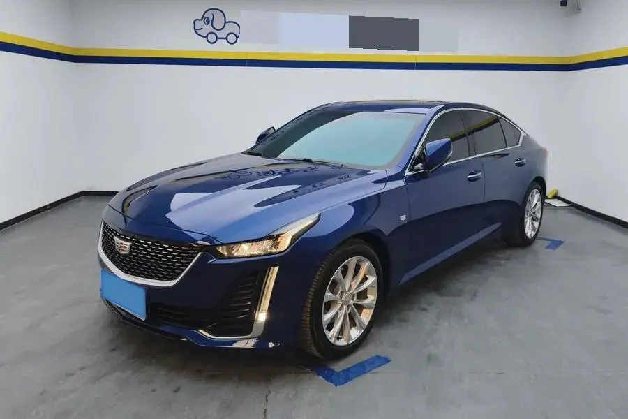 2023 Cadillac CT5 2.0T 237HP L4 10AT