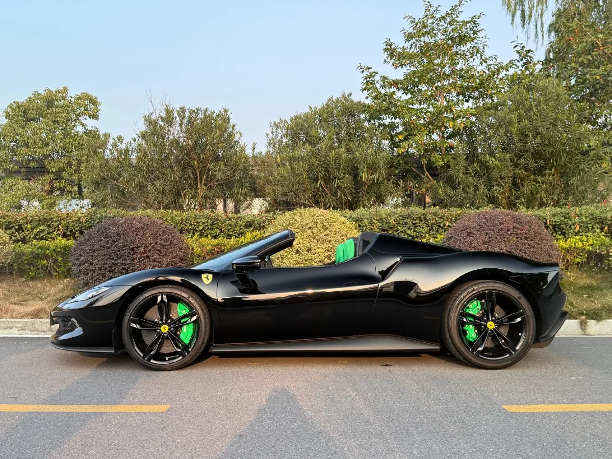 2022 Ferrari 296 3.0T 663HP V6 8DCT PHEV 7.45KWH,autocango,china used car exporter,china ev exporter,chinese used car exporter,chinese used ev exporter