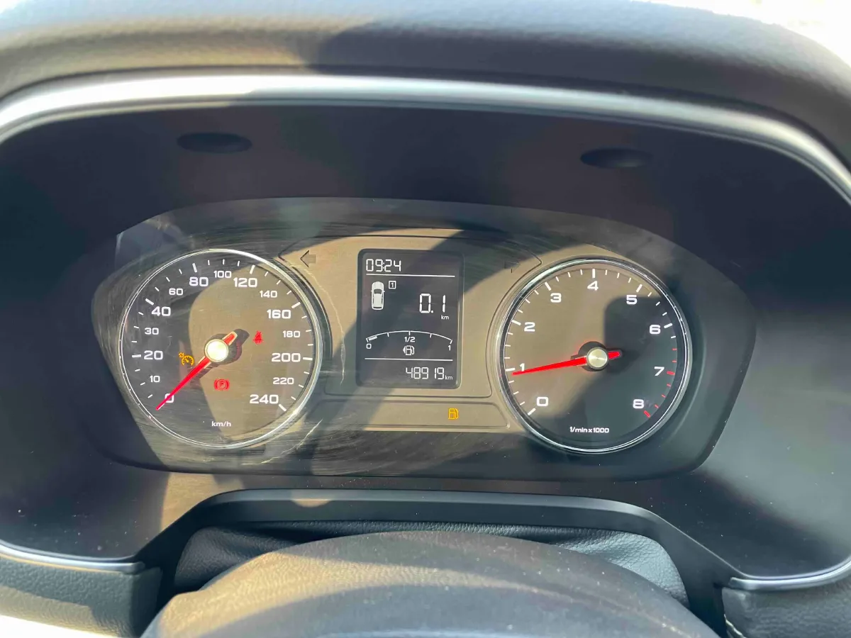 2020 Dongfeng YuFeng P16 2.4T 218HP L4 6MT,autocango,china used car exporter,china ev exporter,chinese used car exporter,chinese used ev exporter