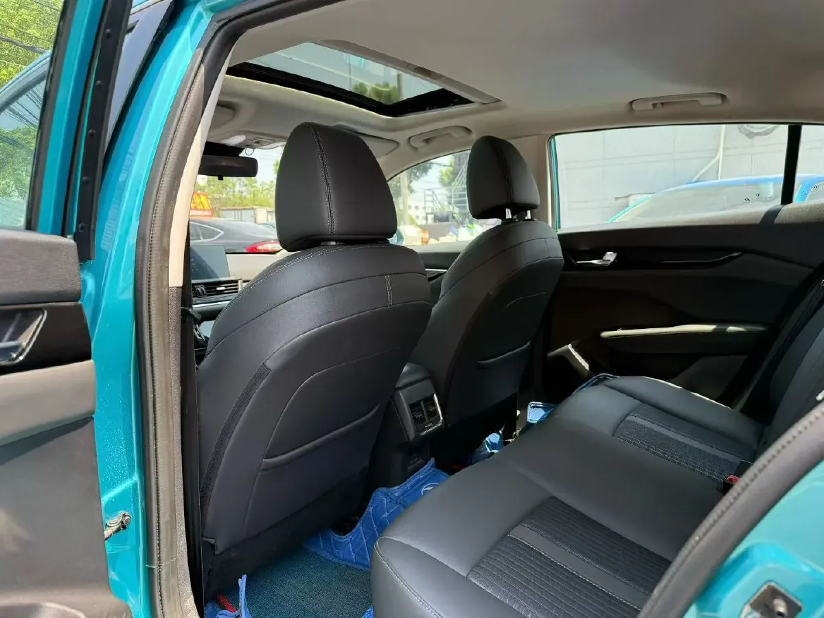 2020 DongFeng Aeolus YiXuan 1.5T 150HP L4 6DCT,autocango,china used car exporter,china ev exporter,chinese used car exporter,chinese used ev exporter