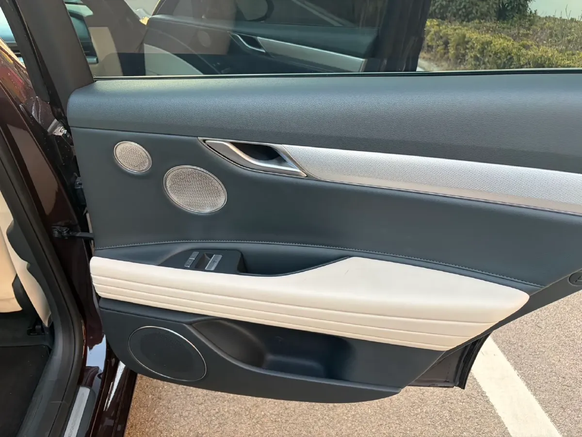 2023 Genesis G80 BEV 86KWH,autocango,china used car exporter,china ev exporter,chinese used car exporter,chinese used ev exporter