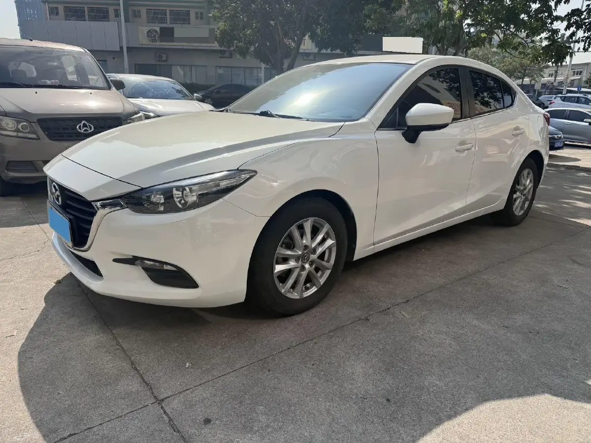 2019 Mazda 3 Axela 1.5L 117HP L4 6AT