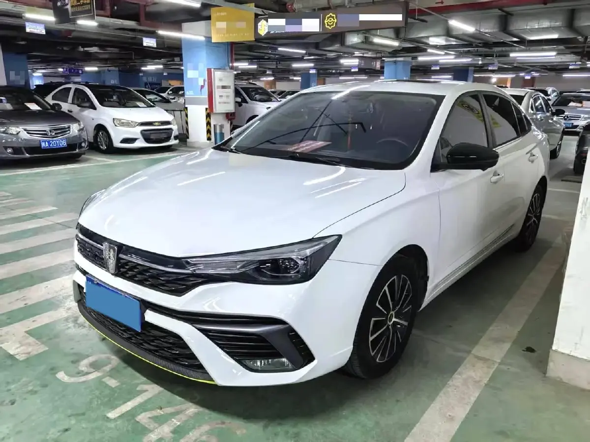 2021 Roewe i5 1.5L 120HP L4 CVT