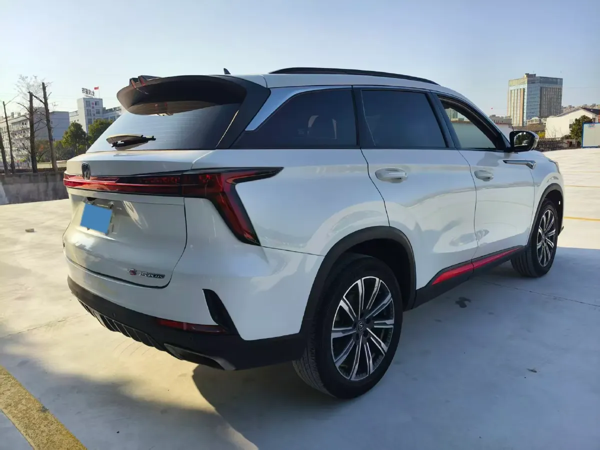2022 ChangAn CS75 Plus 1.5T 188HP L4 8AT,autocango,china used car exporter,china ev exporter,chinese used car exporter,chinese used ev exporter