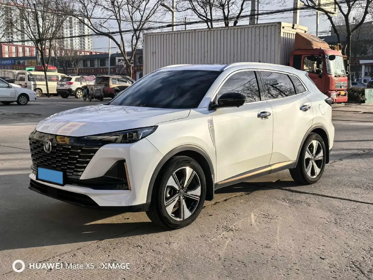 2022 ChangAn CS55 Plus 1.5T 180HP L4 7DCT
