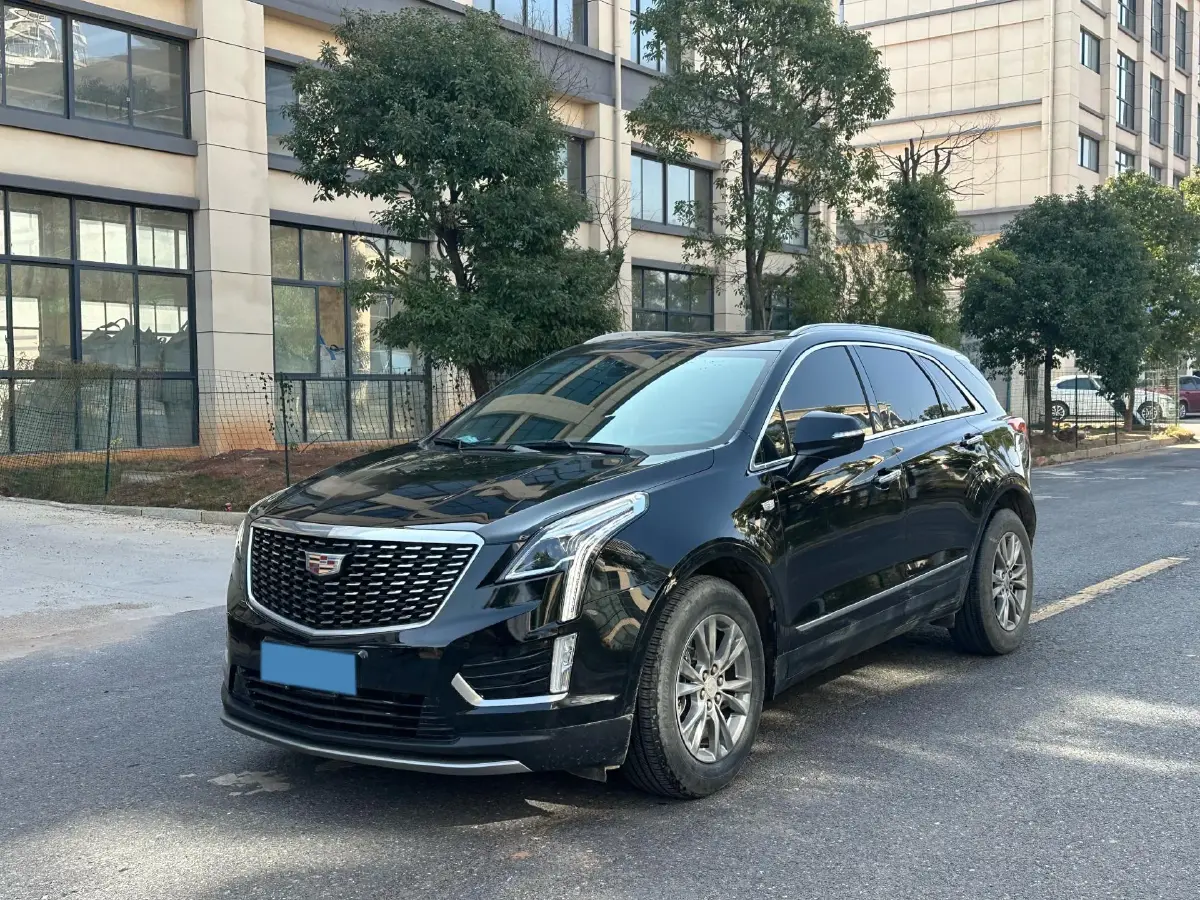 2022 Cadillac XT5 2.0T 237HP L4 9AT