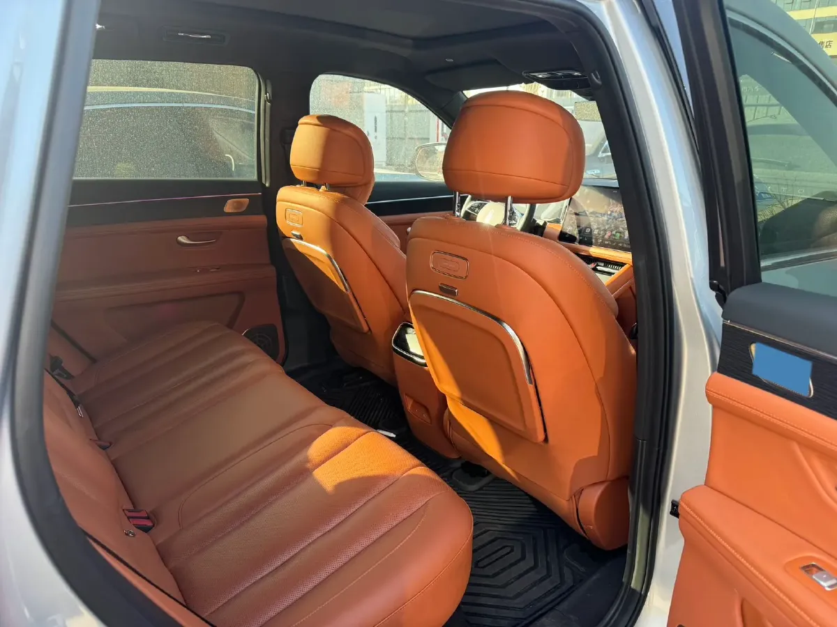 2024 Jaguar E-PACE 1.5T 200HP L3 8AT,autocango,china used car exporter,china ev exporter,chinese used car exporter,chinese used ev exporter