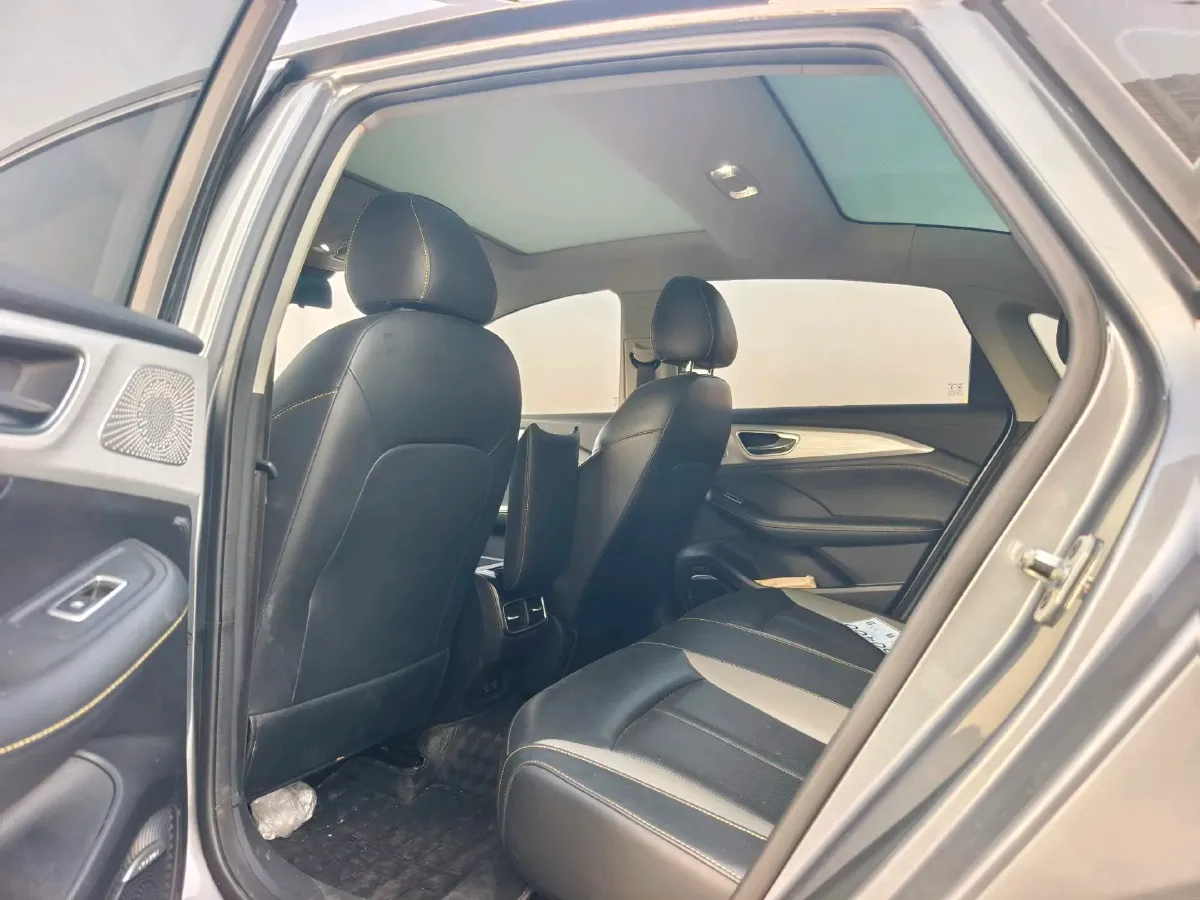 2020 Roewe i6 MAX 1.5T 173HP L4 7DCT,autocango,china used car exporter,china ev exporter,chinese used car exporter,chinese used ev exporter