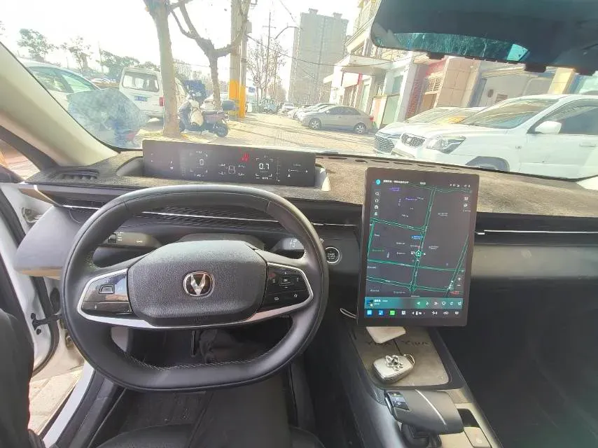 2023 ChangAn Oshan Z6 1.5T 188HP L4 7DCT,autocango,china used car exporter,china ev exporter,chinese used car exporter,chinese used ev exporter