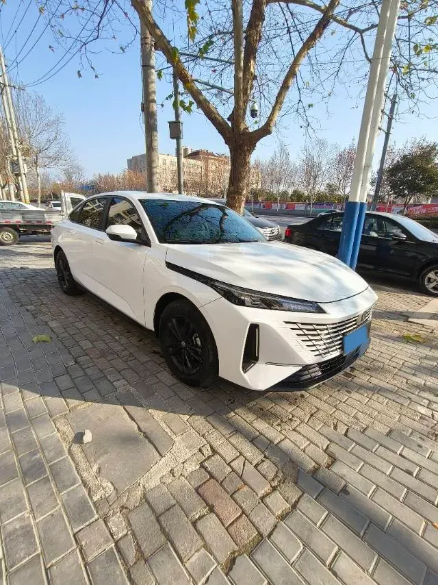 2023 ChangAn Oshan Z6 1.5T 188HP L4 7DCT,autocango,china used car exporter,china ev exporter,chinese used car exporter,chinese used ev exporter