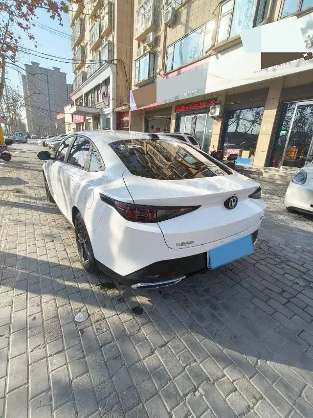 2023 ChangAn Oshan Z6 1.5T 188HP L4 7DCT,autocango,china used car exporter,china ev exporter,chinese used car exporter,chinese used ev exporter