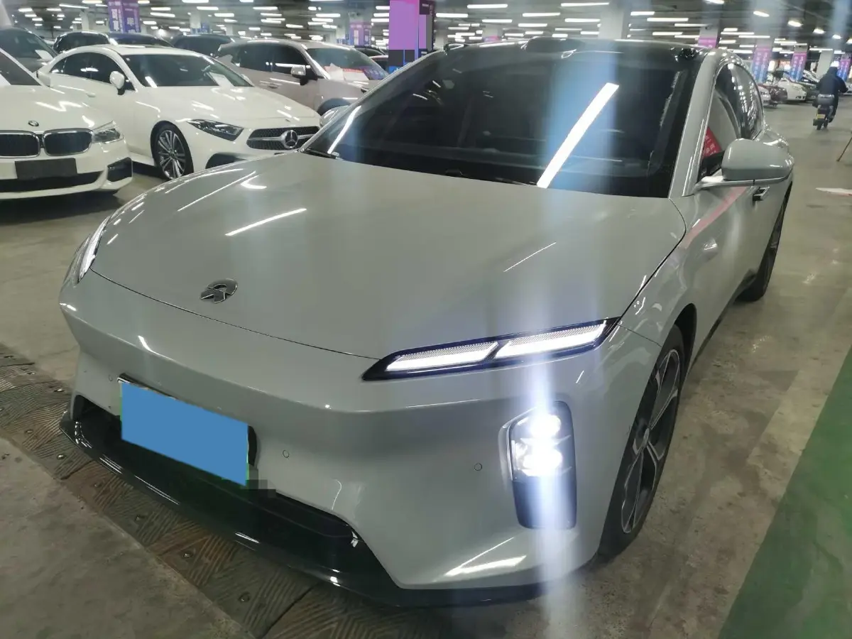 2025 NIO ET5T BEV