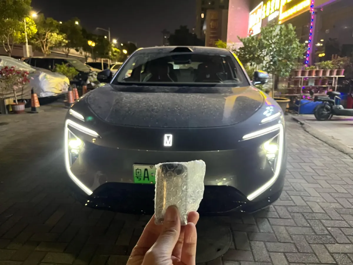 2024 Avatr 07 1.5T 156HP L4 REEV,autocango,china used car exporter,china ev exporter,chinese used car exporter,chinese used ev exporter