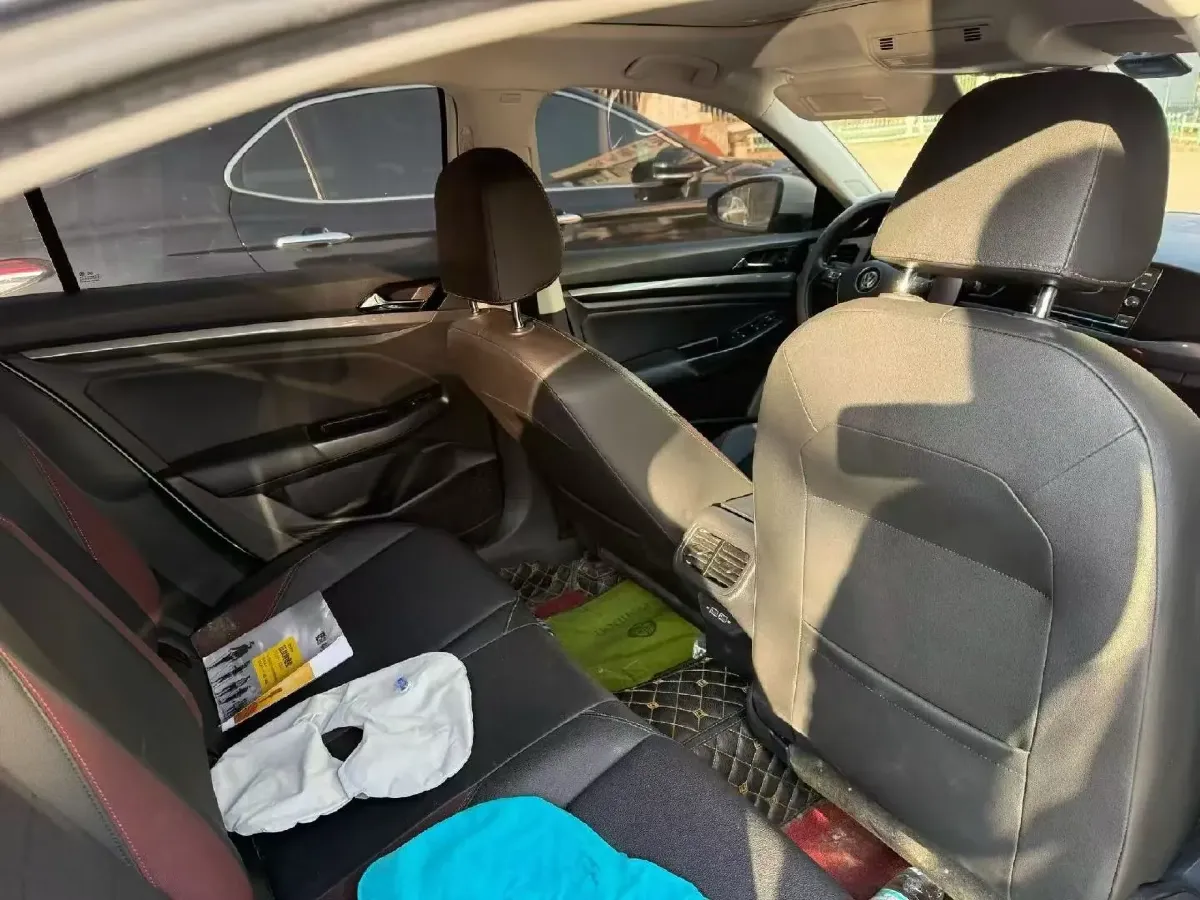 2019 Ford Focus 1.5T 184HP L3 8AT,autocango,china used car exporter,china ev exporter,chinese used car exporter,chinese used ev exporter