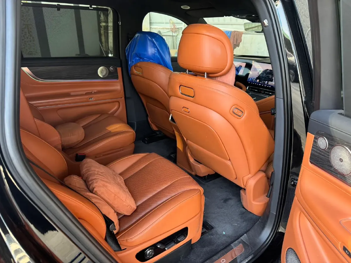 2024 AITO AITO M9 1.5T 152HP L4 REEV 42KWH,autocango,china used car exporter,china ev exporter,chinese used car exporter,chinese used ev exporter