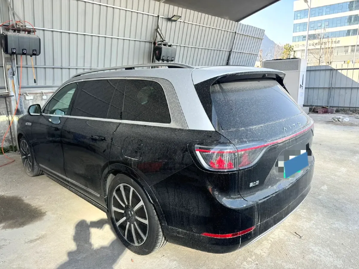 2024 AITO AITO M9 1.5T 152HP L4 REEV 42KWH,autocango,china used car exporter,china ev exporter,chinese used car exporter,chinese used ev exporter