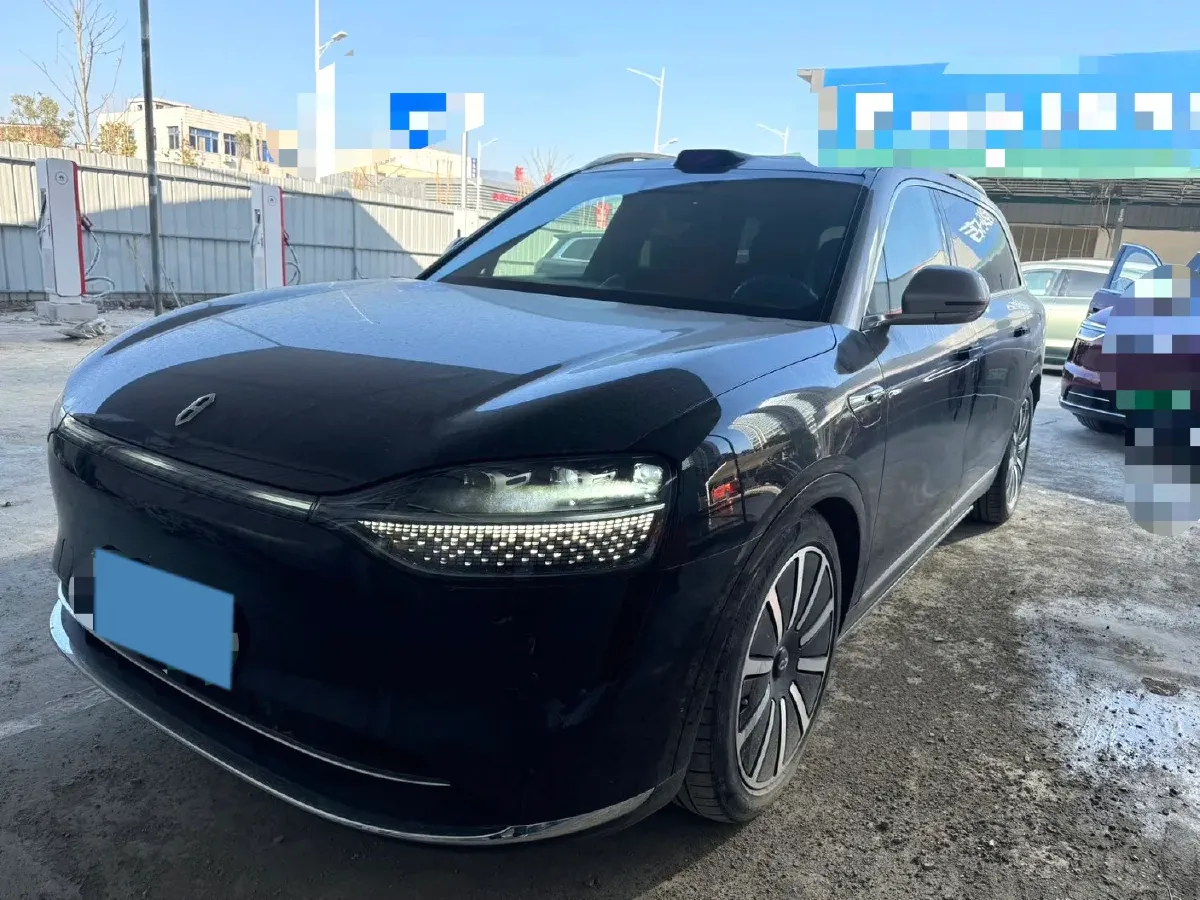 2024 AITO AITO M9 1.5T 152HP L4 REEV 42KWH,autocango,china used car exporter,china ev exporter,chinese used car exporter,chinese used ev exporter