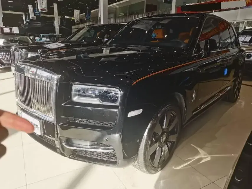2024 Rolls-Royce Cullinan 6.7T 571HP V12 8AT