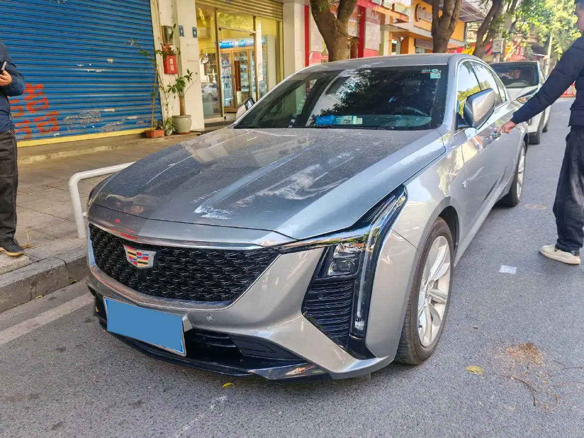 2024 Cadillac CT5 2.0T 237HP L4 10AT