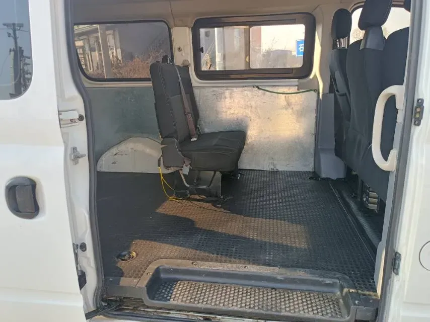 2019 FHA LeiShen 2.5T 129HP L4 6MT,autocango,china used car exporter,china ev exporter,chinese used car exporter,chinese used ev exporter