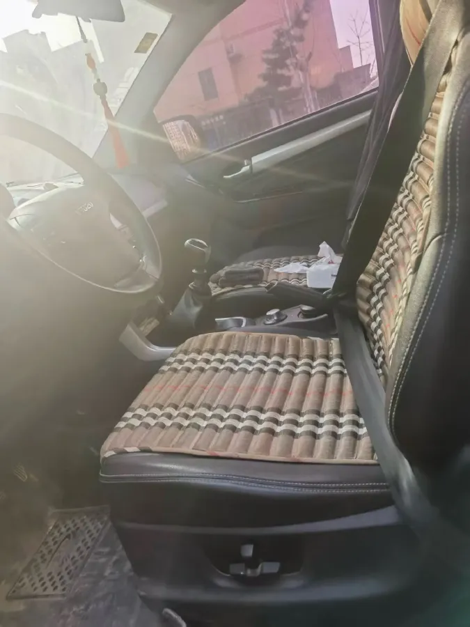 2018 FAW LanJian H6 2.5T 129HP L4 6MT,autocango,china used car exporter,china ev exporter,chinese used car exporter,chinese used ev exporter