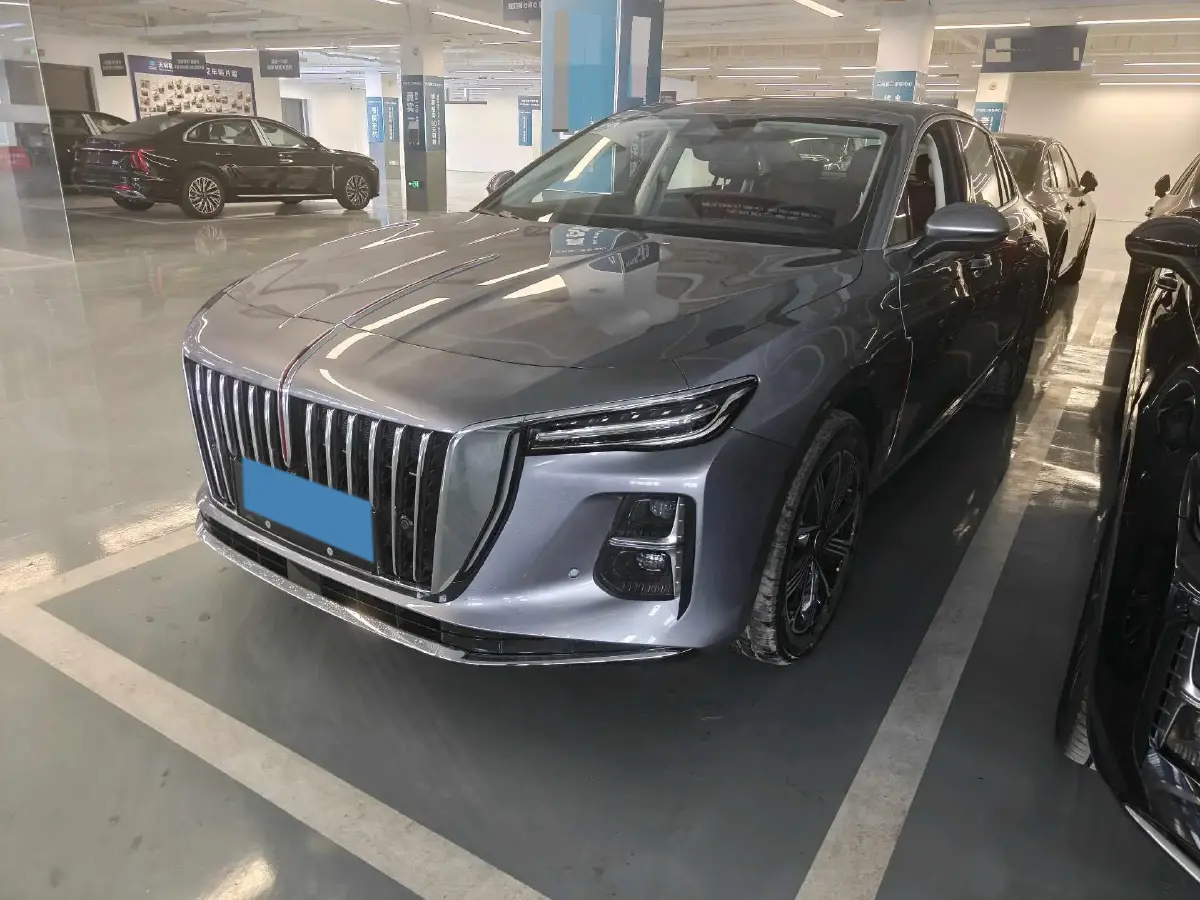 2025 HongQi H5 1.5T 150HP L4 1DHT PHEV