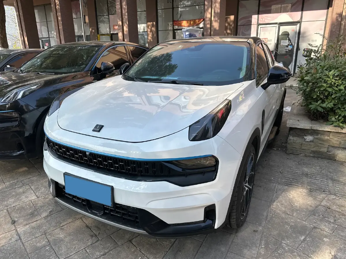 2020 LYNK&CO 05 2.0T 254HP L4 8AT