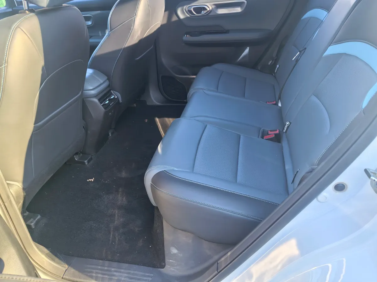 2023 JAC Hunter 2.0T 231HP L4 8AT,autocango,china used car exporter,china ev exporter,chinese used car exporter,chinese used ev exporter