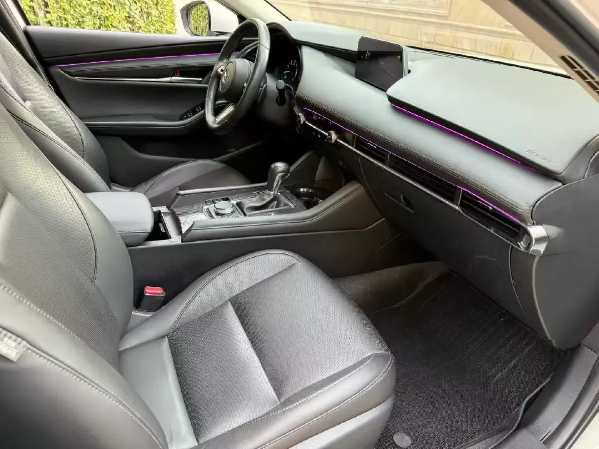 2021 Mazda 3 Axela 2.0L 158HP L4 6AT,autocango,china used car exporter,china ev exporter,chinese used car exporter,chinese used ev exporter