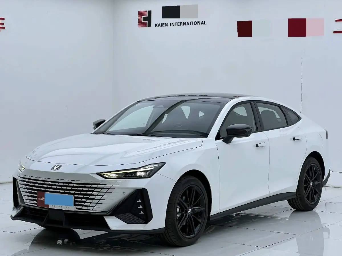 2024 ChangAn UNI-V 1.5T 188HP L4 7DCT