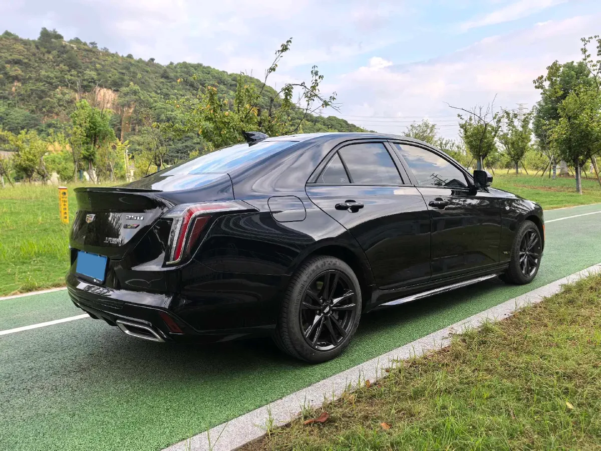 2023 Cadillac CT4 1.5T 211HP L4 8AT,autocango,china used car exporter,china ev exporter,chinese used car exporter,chinese used ev exporter