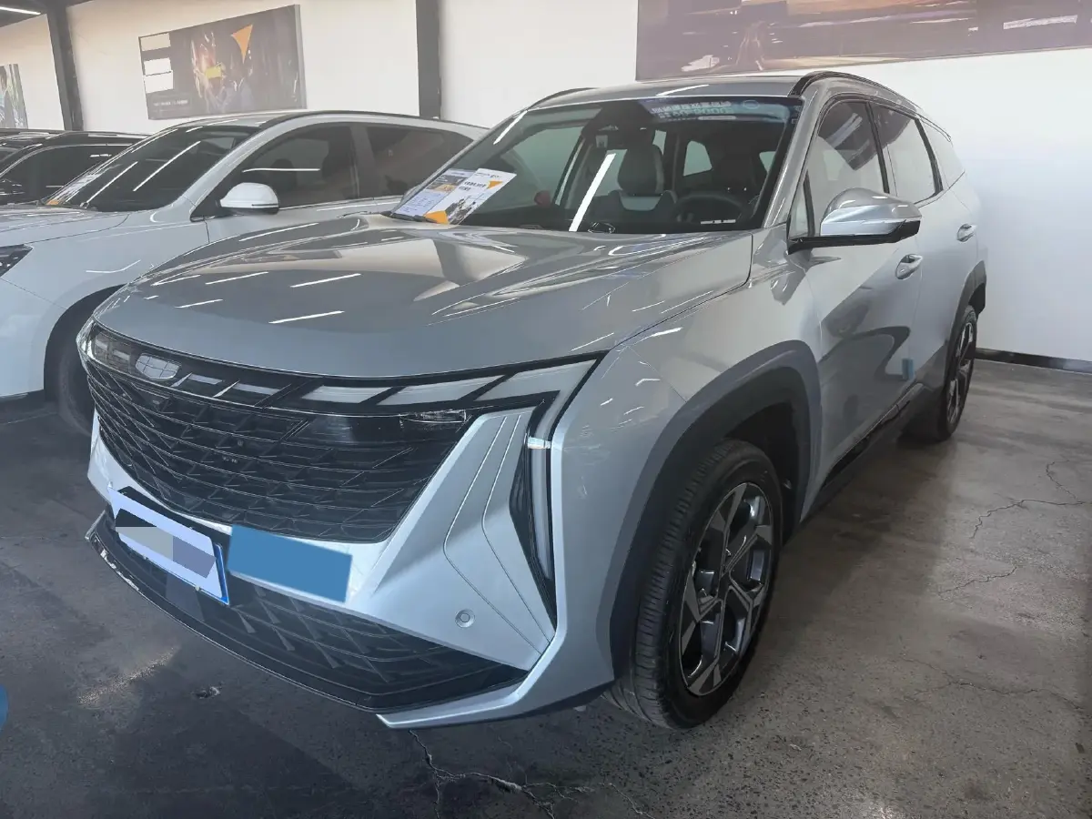 2023 Geely StarRay 1.5T 181HP L4 7DCT