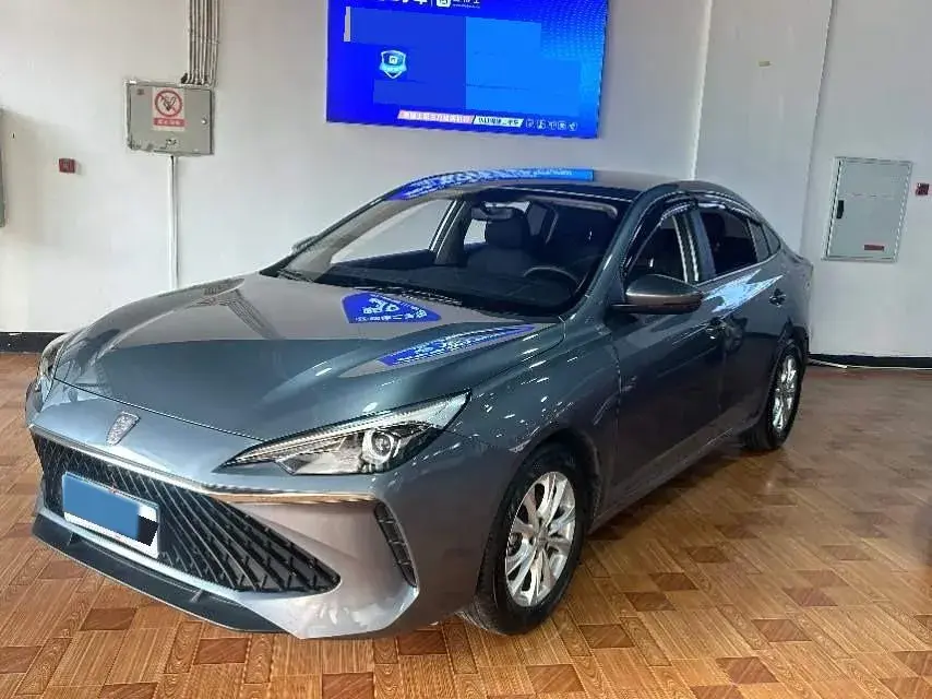 2023 Roewe i5 1.5L 129HP L4 5MT