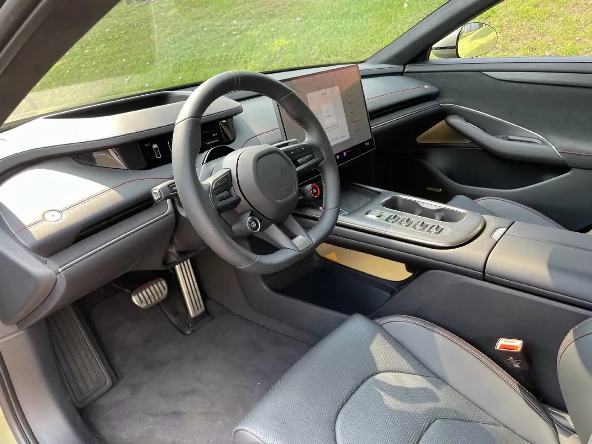 2024 MI SU7 BEV 101KWH,autocango,china used car exporter,china ev exporter,chinese used car exporter,chinese used ev exporter