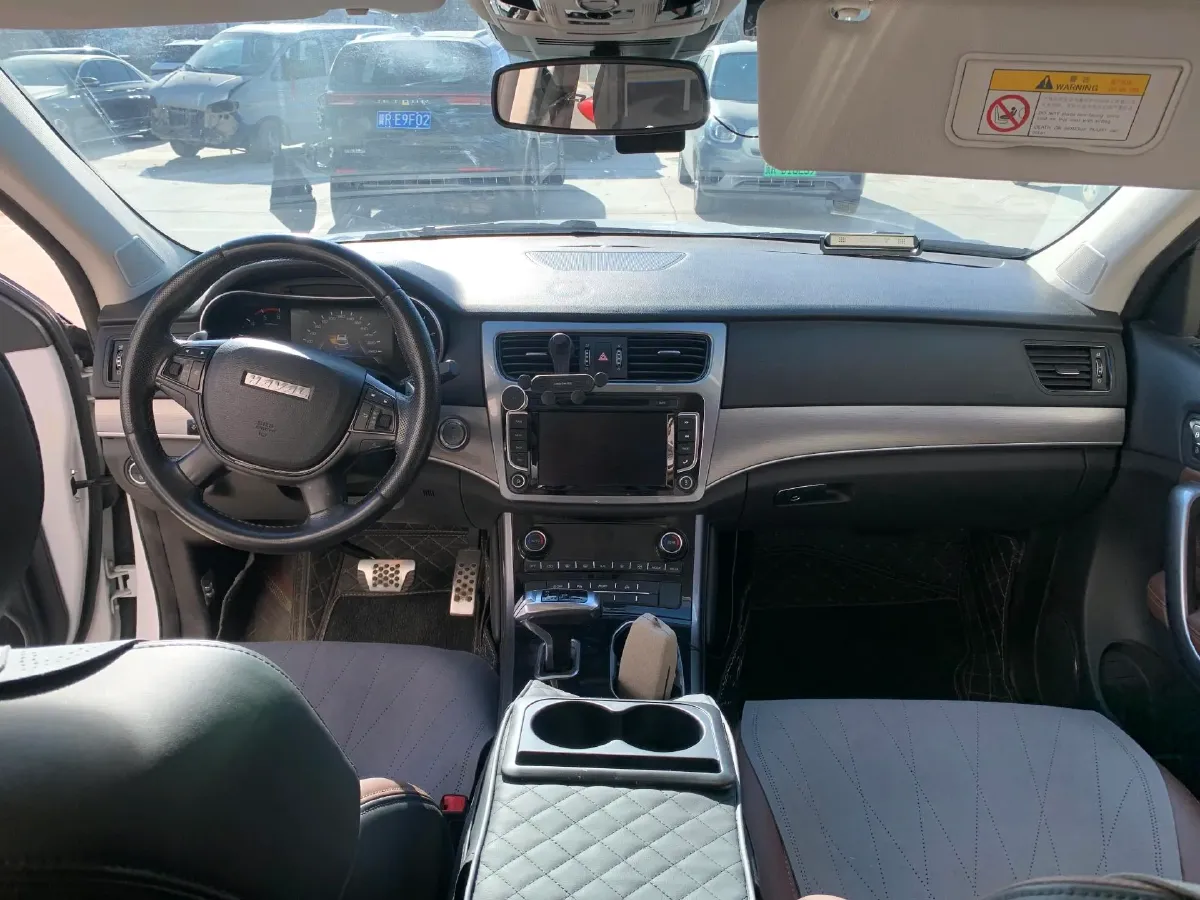 2017 Haval H8 2.0T 190HP L4 8AT,autocango,china used car exporter,china ev exporter,chinese used car exporter,chinese used ev exporter