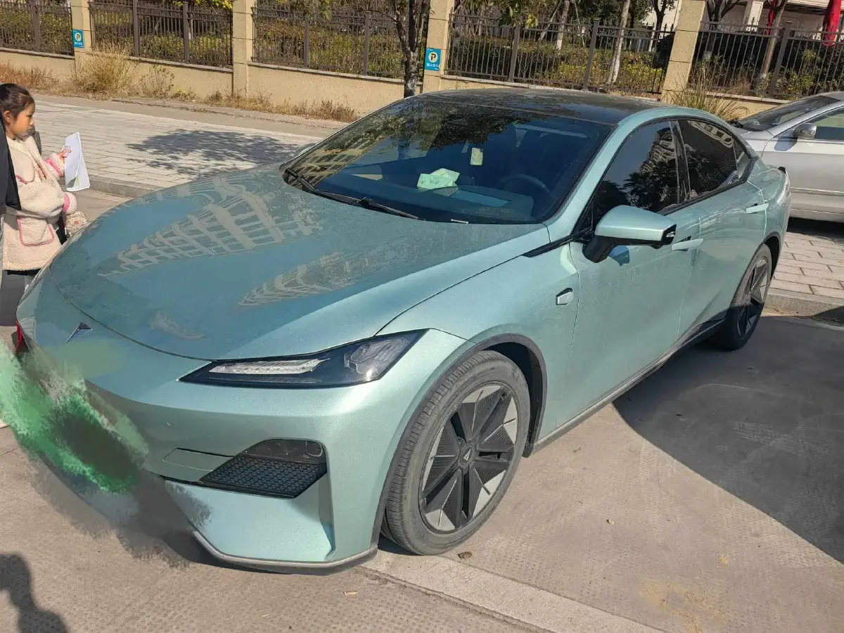 2022 DongFeng Forthing LingZhi EV BEV 68.4KWH