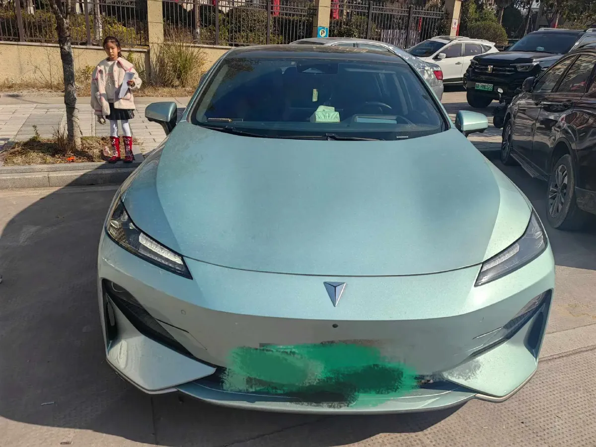 2022 DongFeng Forthing LingZhi EV BEV 68.4KWH,autocango,china used car exporter,china ev exporter,chinese used car exporter,chinese used ev exporter