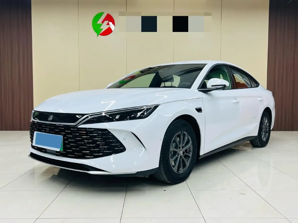 2025 BYD QinL 1.5L 101HP L4 E-CVT PHEV 10.08KWH