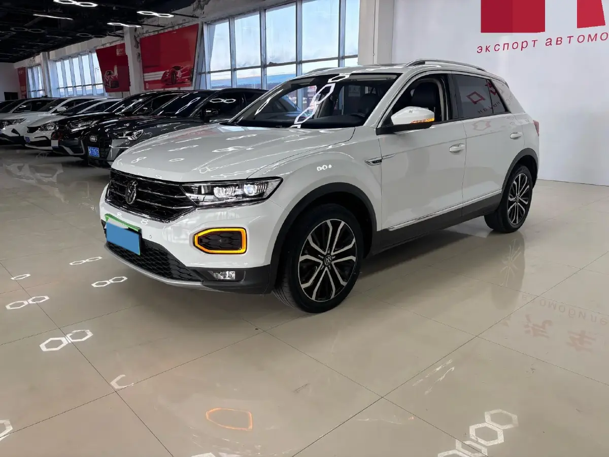2022 Volkswagen T-Roc 1.4T 150HP L4 7DCT
