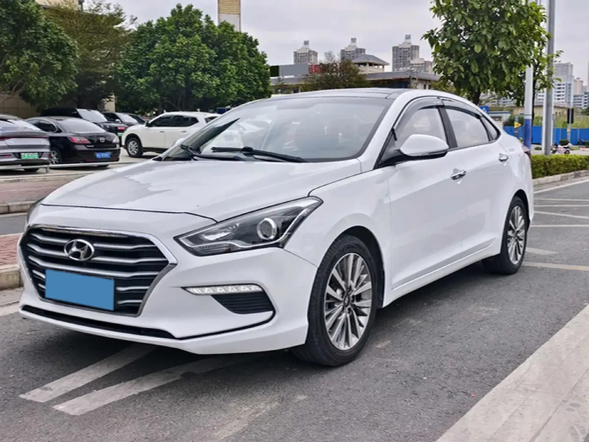 2017 Hyundai Mistra 1.8L 143HP L4 6AT