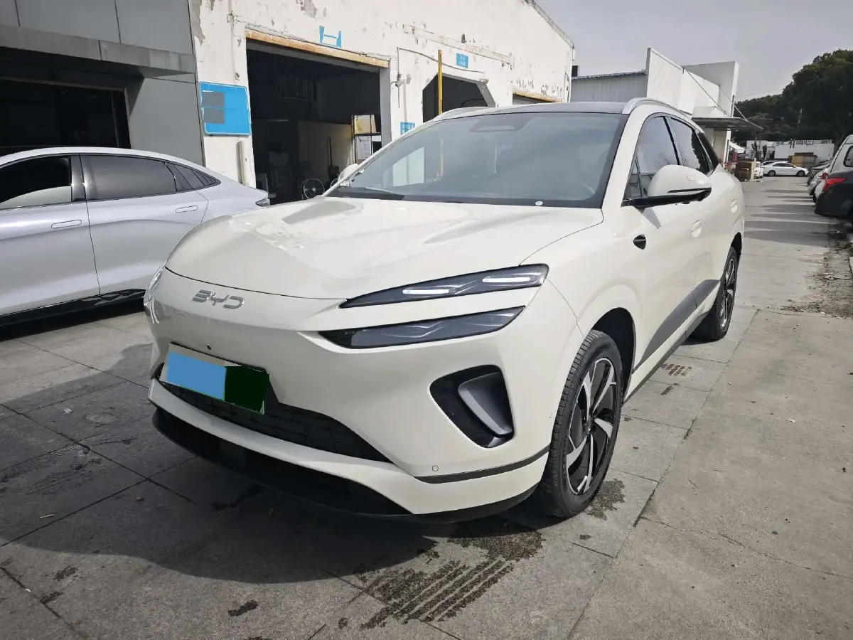2025 LanDian E5 PLUS 1.5L 95HP L4 E-CVT PHEV