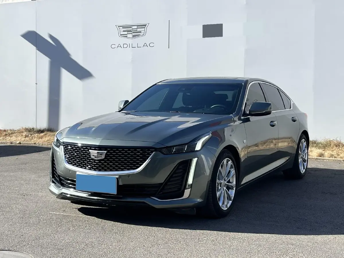 2023 Cadillac CT5 2.0T 237HP L4 10AT