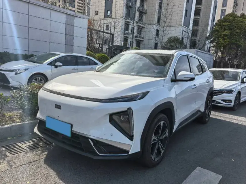 2025 Geely Galaxy L7 1.5L 112HP L4 1DHT PHEV 18.4KWH
