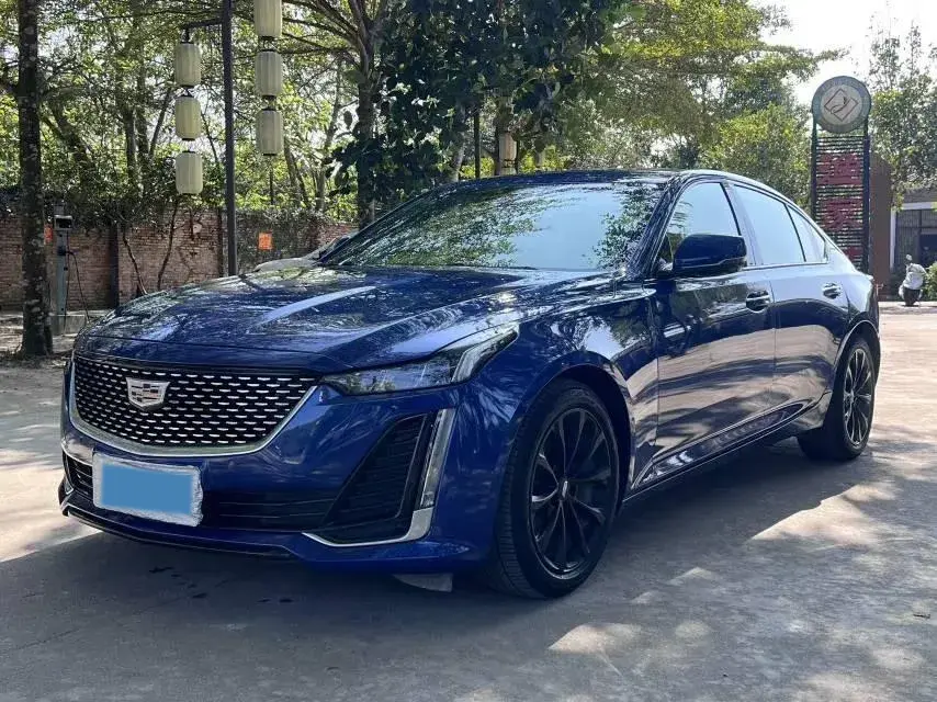 2021 Cadillac CT5 2.0T 237HP L4 10AT